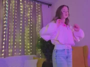 chantalglos — GOAL: Sharp position [35 tokens remaining] Welcome to my room! #shy #18 #cute #blonde #new