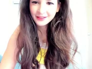 Freechat elaanna on Chaturbate