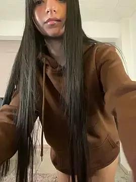 Freechat aly_golden_ on StripChat