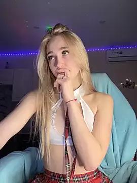 StripChat Good__Girl_ is Freechat Good__Girl_ — Hi Kris