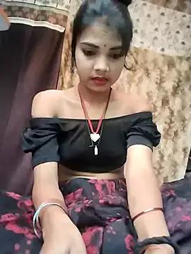 Sexy-Riyanshi — Full nude in public